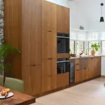 Within The Village Appartement