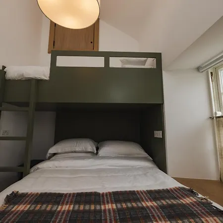 Apartment Within The Village Roundstone