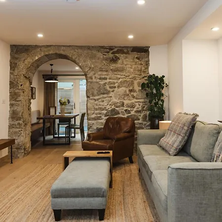 Within The Village Apartment Roundstone