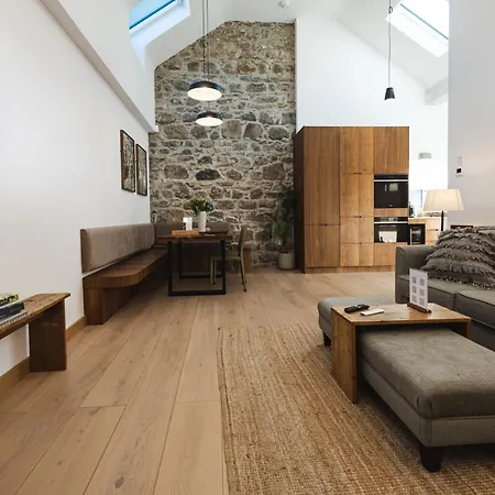 Within The Village Διαμέρισμα *