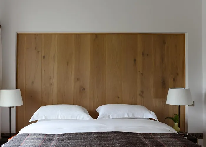 Within The Village Апартаменты *