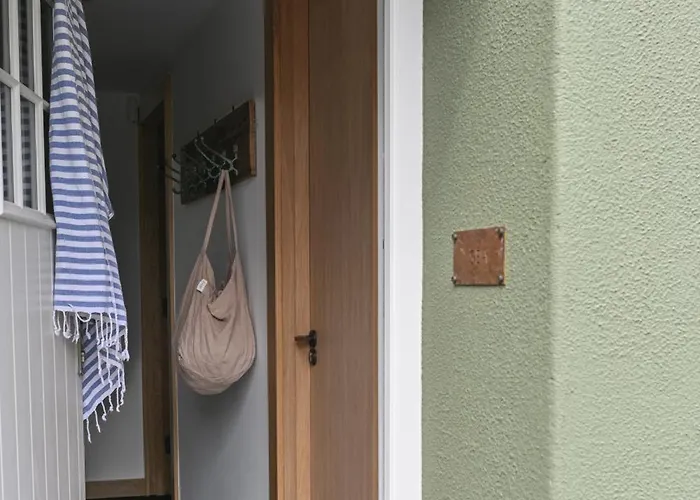 Within The Village Апартаменты