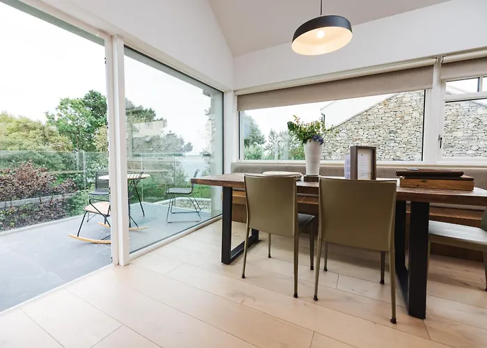 Within The Village Appartamento