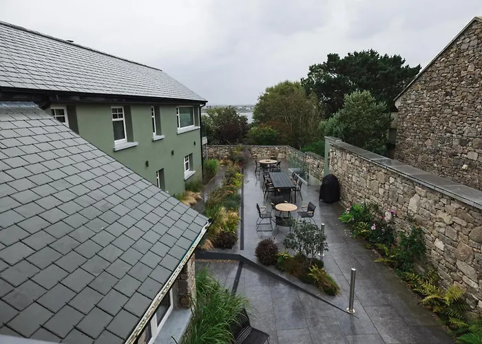 Апартаменты Within The Village *